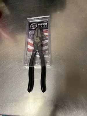 Klein Tools Linesman Pliers