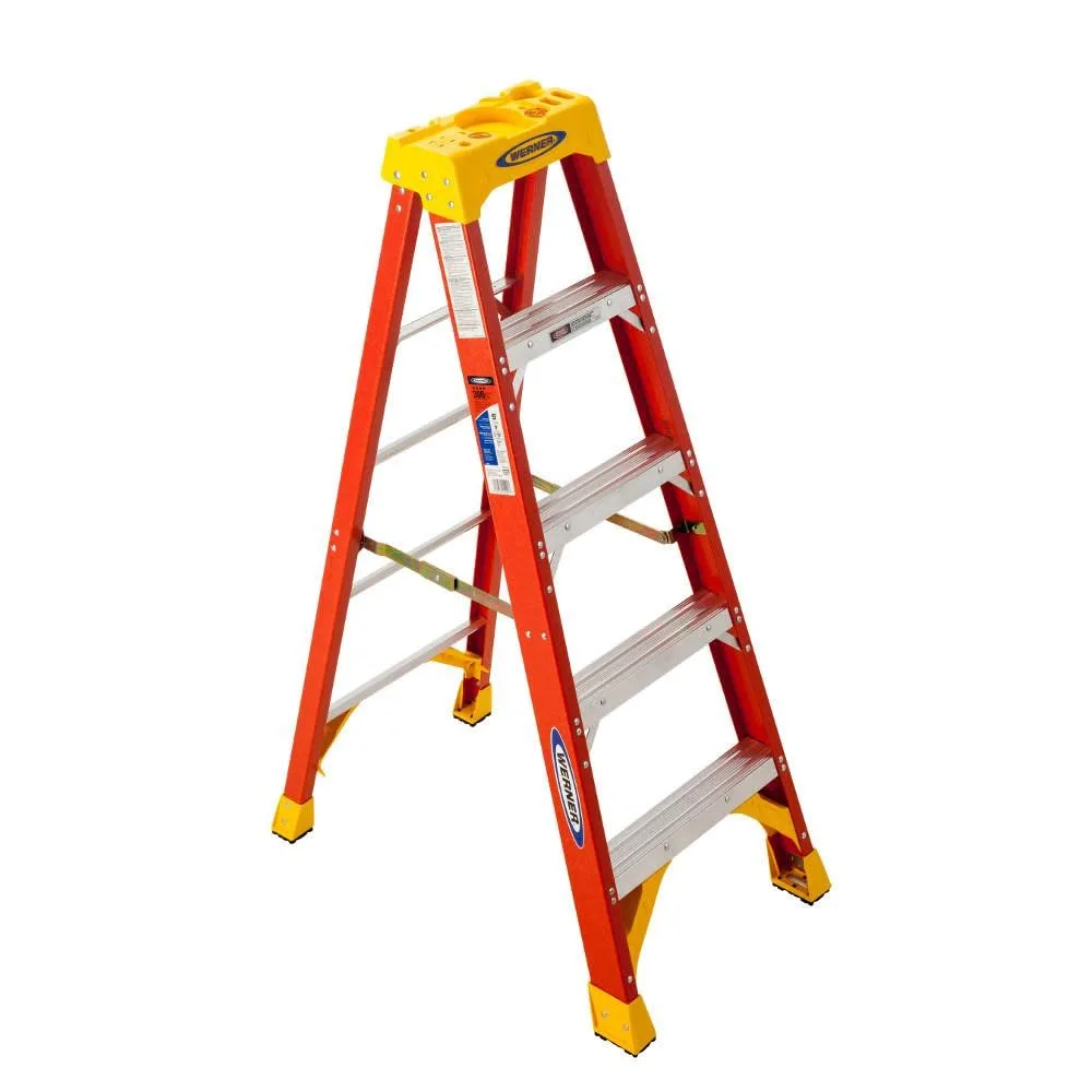 Werner Fiberglass Step Ladder
